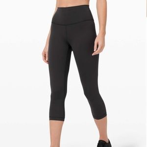 Lululemon Wunder Train High Rise Crop 21” Black Leggings